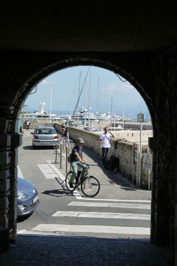 Apartment Vieille 2 - La Petite Maison A Safranier, 2 Bedrooms, Max 4 Adults And 2 Kids *