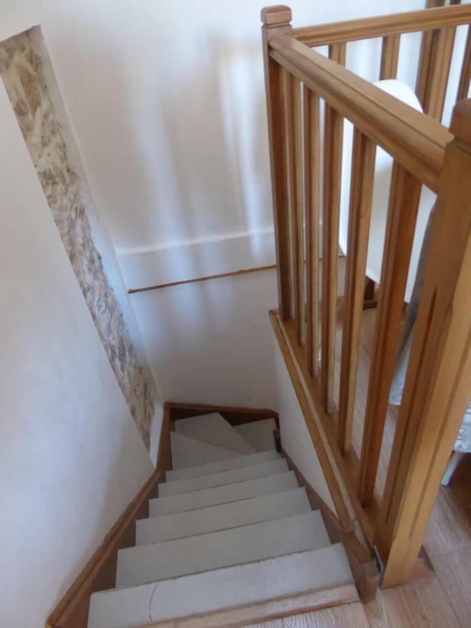 Vieille 2 - La Petite Maison A Safranier, 2 Bedrooms, Max 4 Adults And 2 Kids