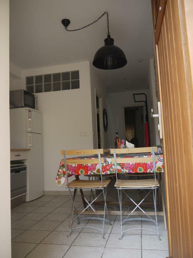 Apartment Vieille 2 - La Petite Maison A Safranier, 2 Bedrooms, Max 4 Adults And 2 Kids *